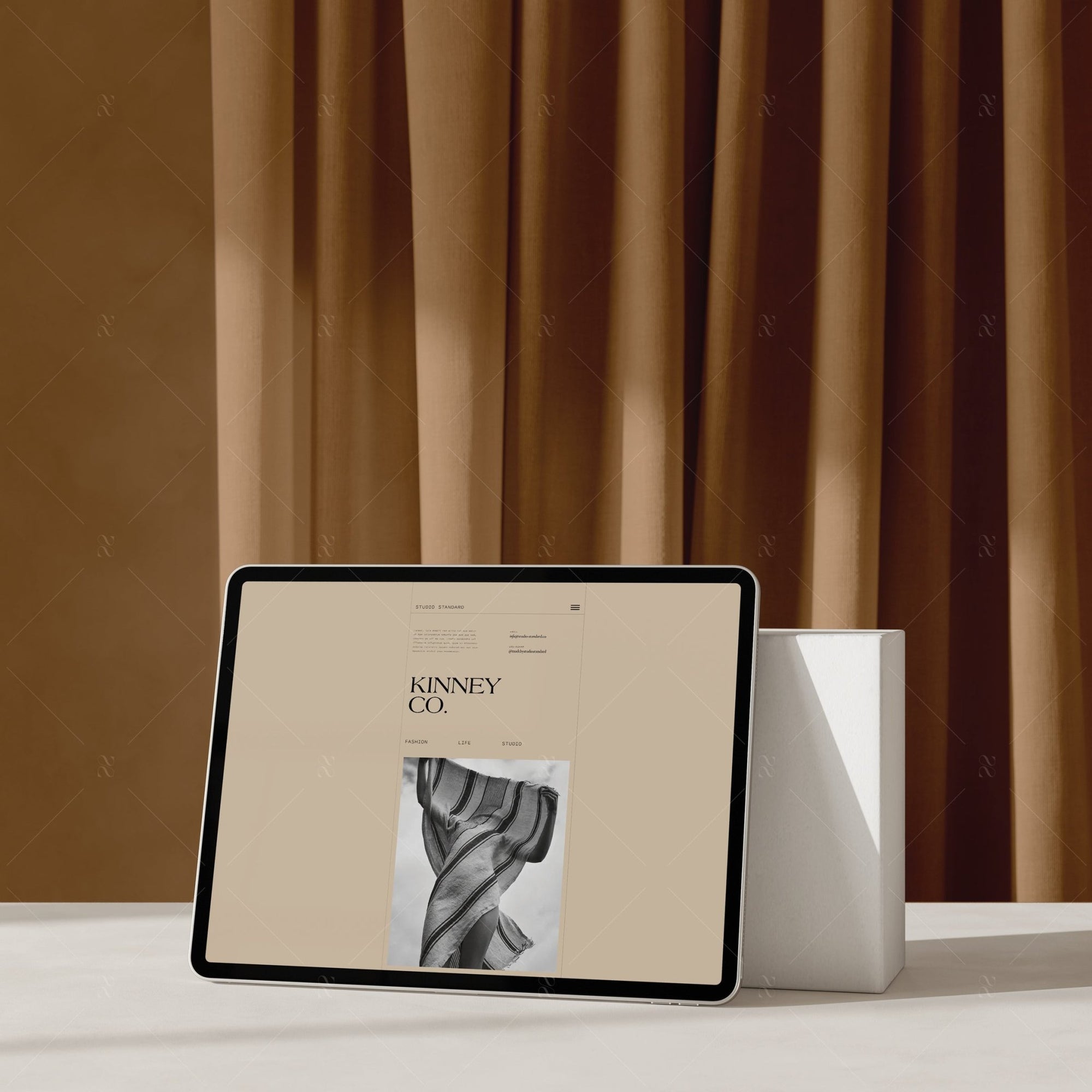 Tablet - 012 - Studio Standard